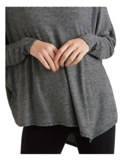 Core Asymmetrical Stripe Sweat -Heritage 652563370 4 720x928