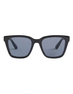 Danielle D Frame Sunglasses In Black