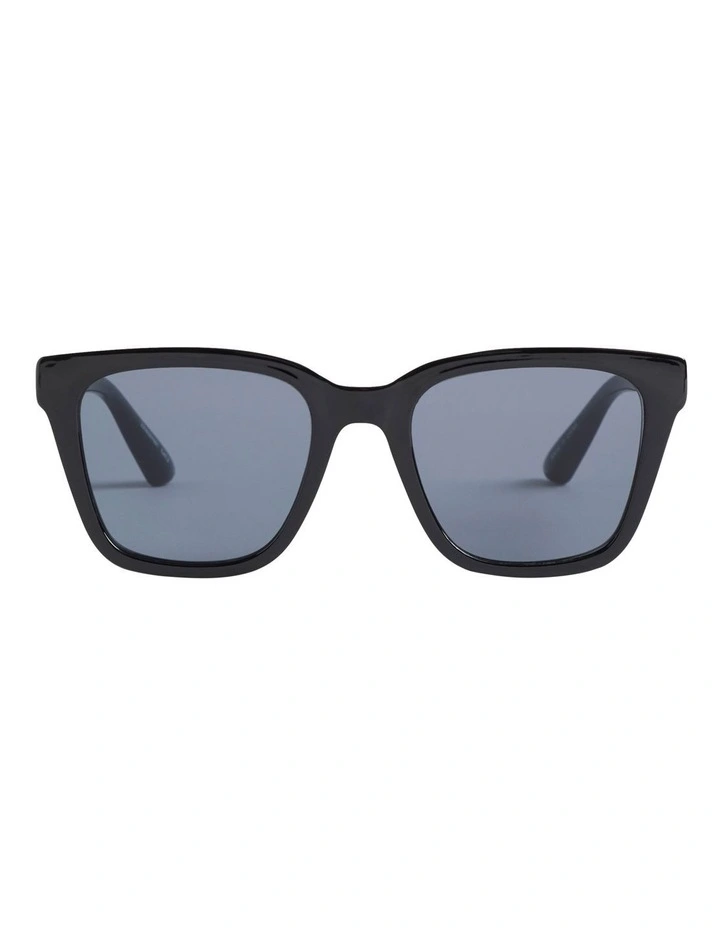 Danielle D Frame Sunglasses In Black 1 Danielle D Frame Sunglasses In Black