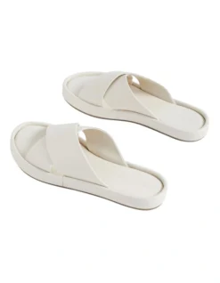 Jenny Cross Slide 9 Jenny Cross Slide -Heritage 981970210 981968500 5 720x928