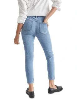 Core Skinny Jean In Light Blue -Heritage 984289600 984276100 4 720x928