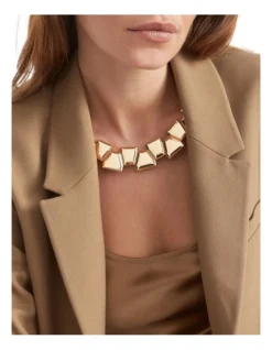 Large Link Necklace In Gold -Heritage 984309220 3 720x928