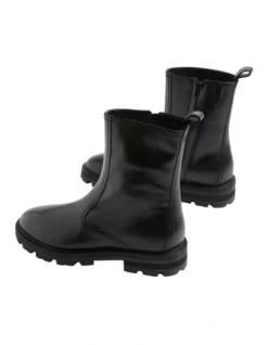 Megan Ankle Boot In Black 9 Megan Ankle Boot In Black -Heritage 984319750 984314890 5 720x928