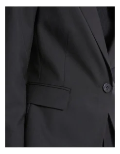 Wool Blend Tailored Blazer In Black 6 Wool Blend Tailored Blazer In Black -Heritage 988422760 3 720x928
