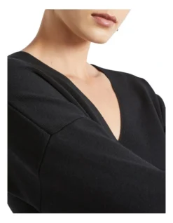 Crepe Knit V Neck In Black -Heritage 988423210 3 720x928