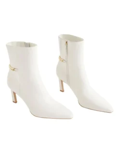 Charlotte Chain Boot In Bone 6 Charlotte Chain Boot In Bone -Heritage 988435540 988433920 3 720x928