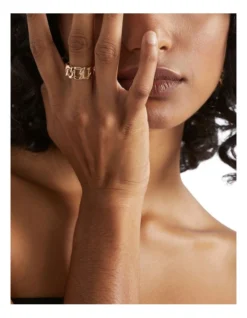 Chain Ring In Gold 5 Chain Ring In Gold -Heritage 988450120 3 720x928